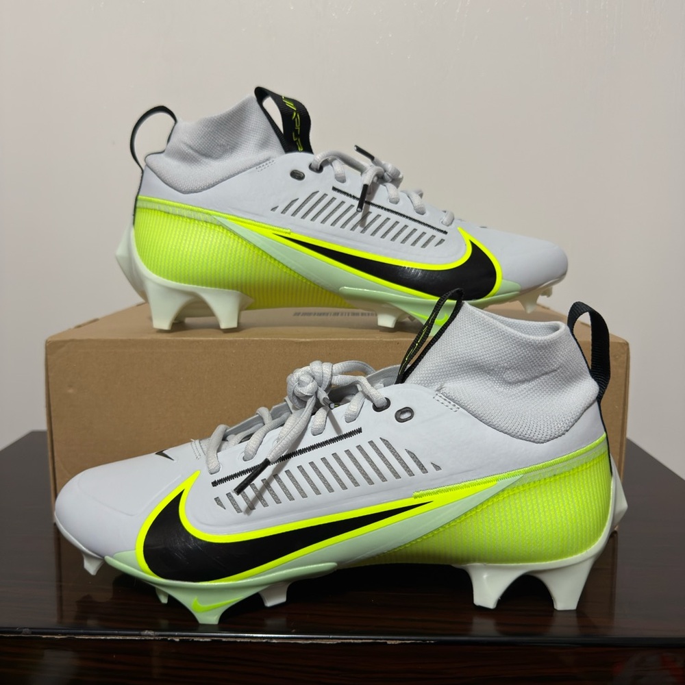 Nike Vapor Edge Pro 360 2 Gray White Football Cleats DA5456-004 Men Sizes Green